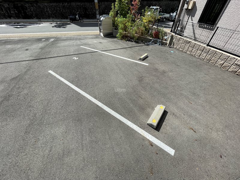 ＷＩＮＤ ＭＩＬＬ本町 駐車場