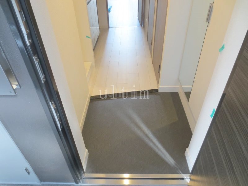 プレサンスTHE KYOTO 華苑 玄関