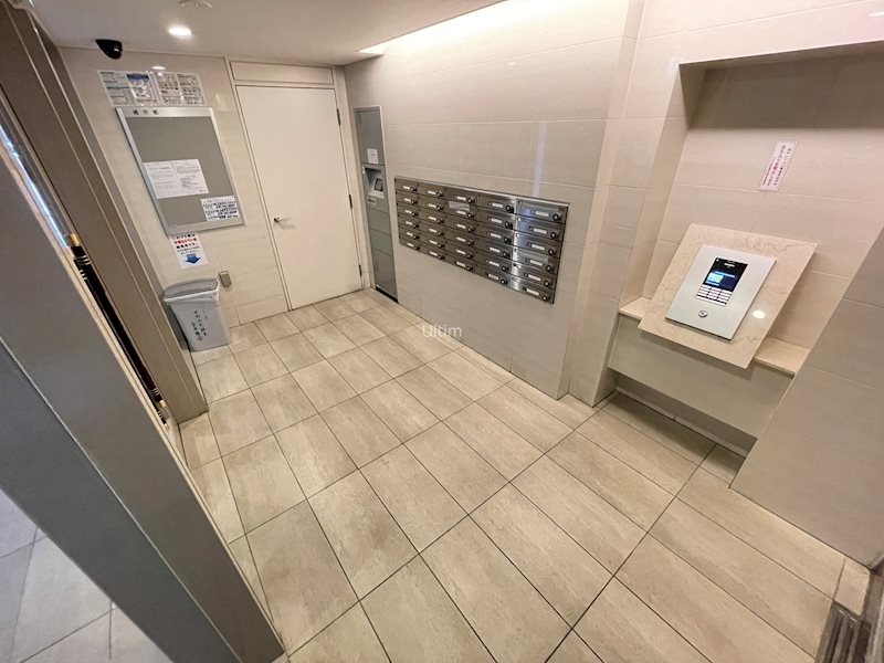 ベラジオ京都西大路Ⅱ エントランス