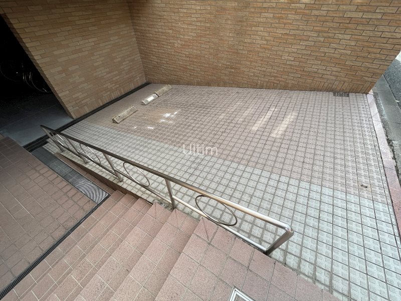 サンヴェール七条 駐車場