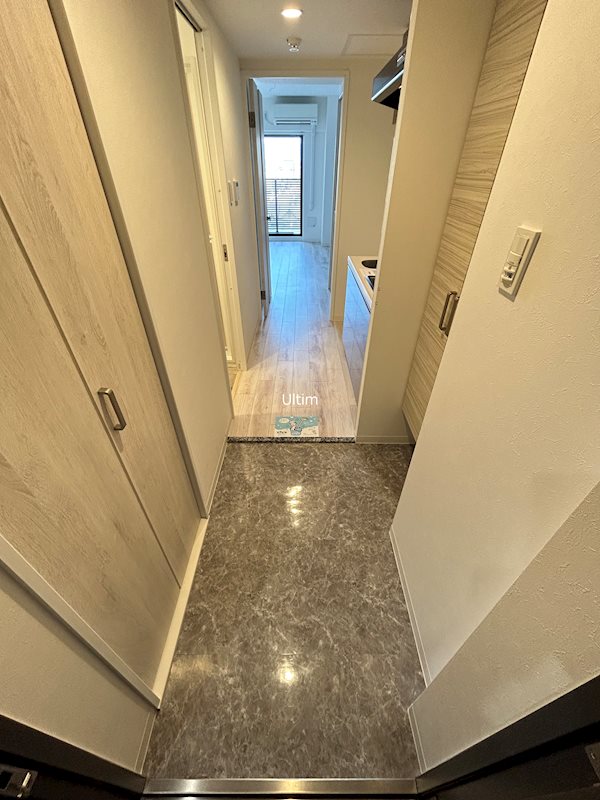 アクアプレイス京都洛南Ⅲ 玄関