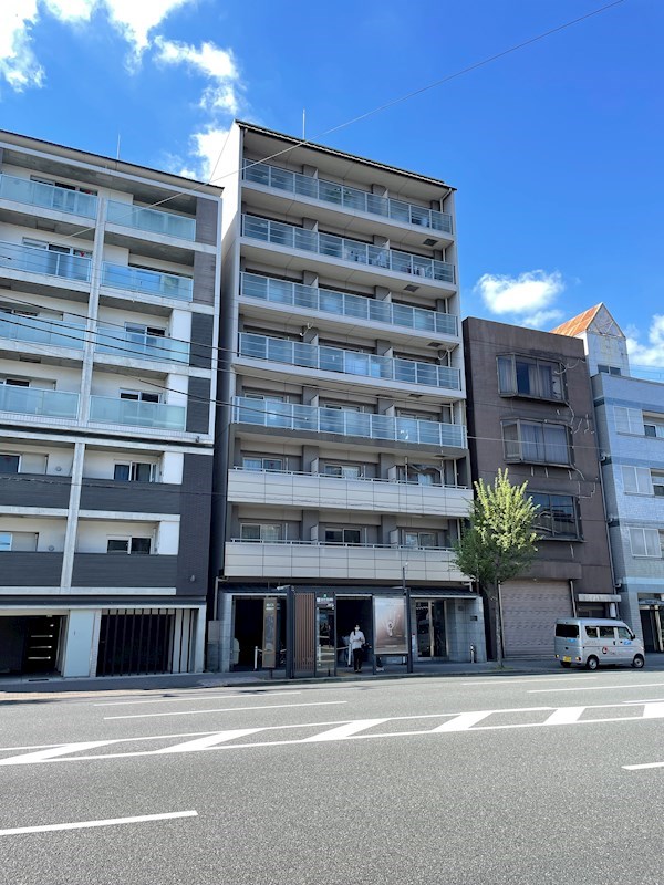 ヒーリングタワー七条大宮 外観