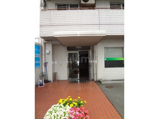 メゾンクレール エントランス