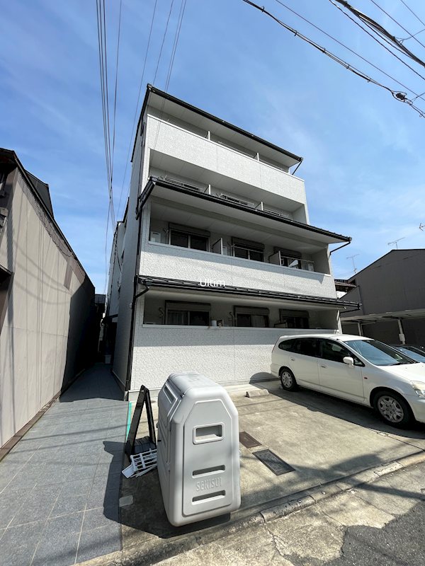 ウイングウッド東山 外観