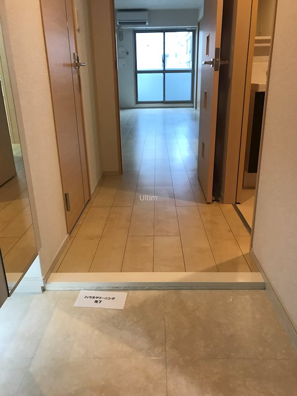 iレジデンス京都南 玄関