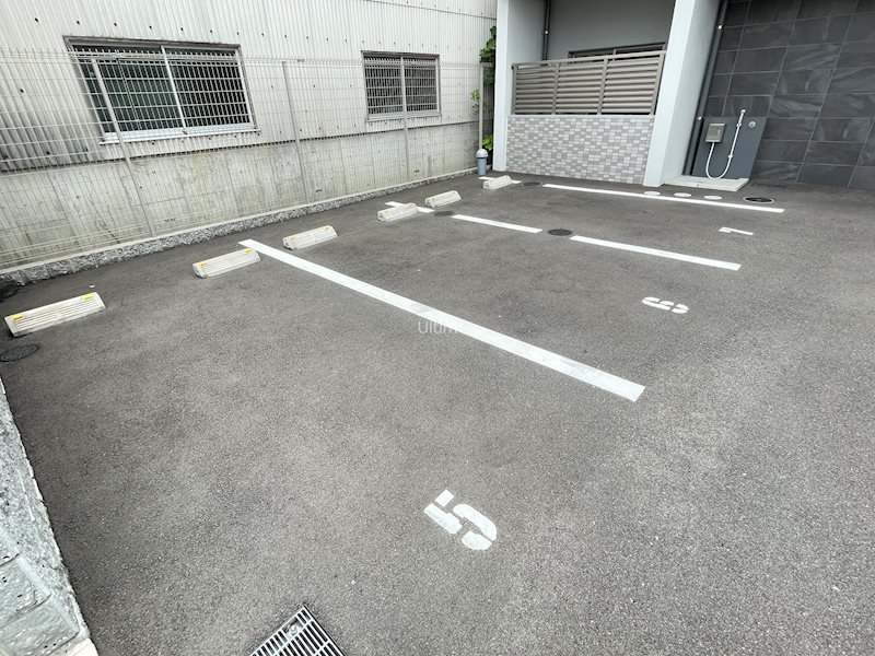 エスプレイス京都駅ウエスト 駐車場