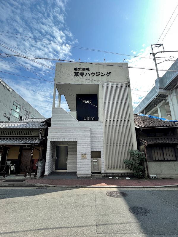 ウエスト9京都駅 外観