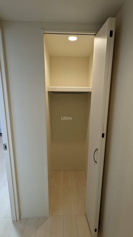 ハーモニーテラス深草平田町 収納