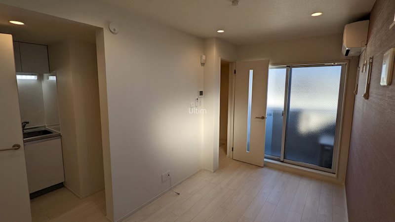 ハーモニーテラス深草平田町 リビング