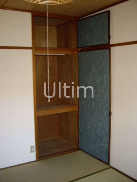 ハイレスト白鳳 収納