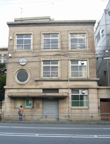 アーバネックス室町 図書館