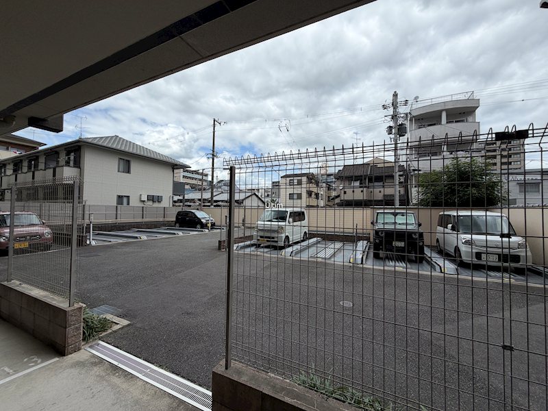 エステムプラザ京都御所ノ内REGIA 駐車場