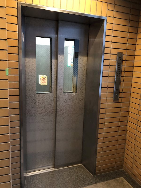 RESID787 ロビー