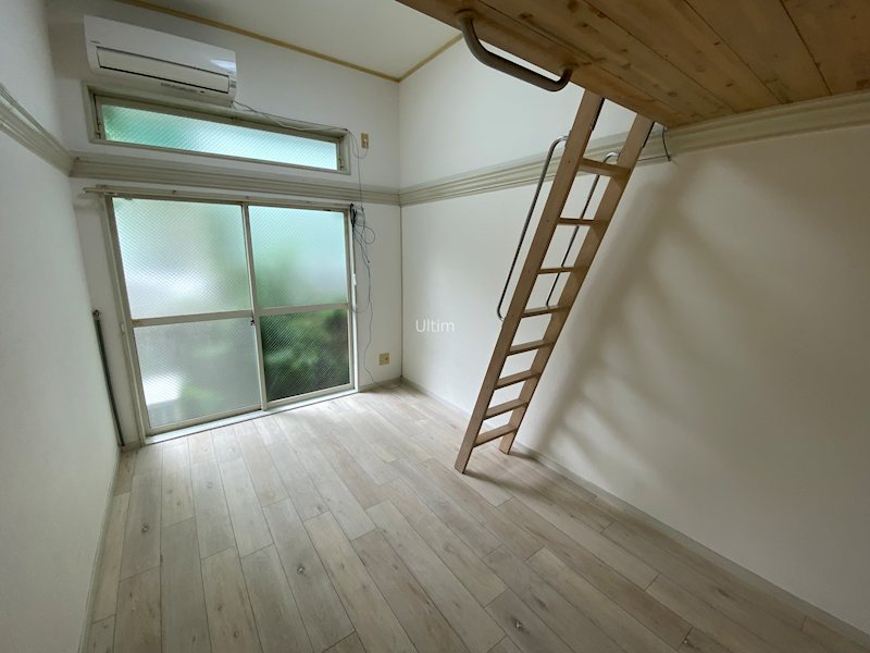 グローリーハイツ東福寺 リビング