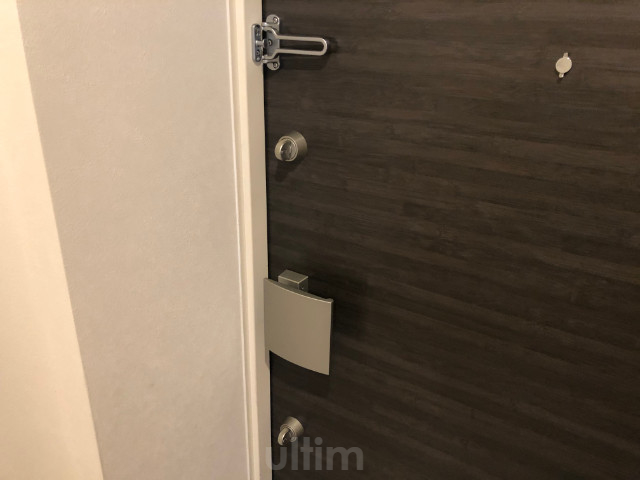 RIVER MOAT SHIJO 玄関