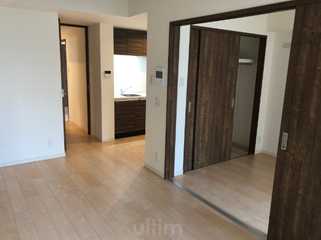 RIVER MOAT SHIJO リビング