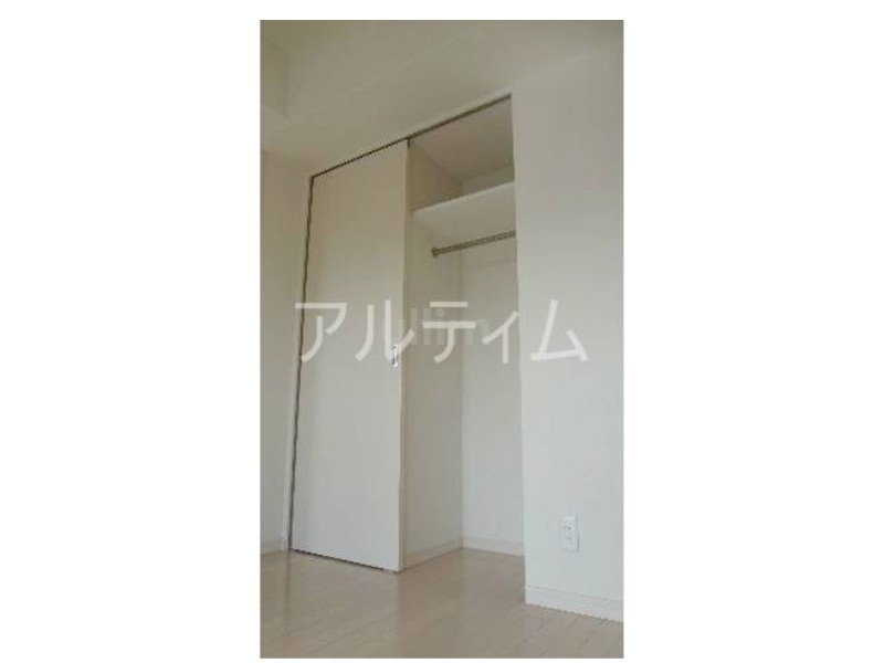 エステムプラザ京都御所ノ内REGIA 収納