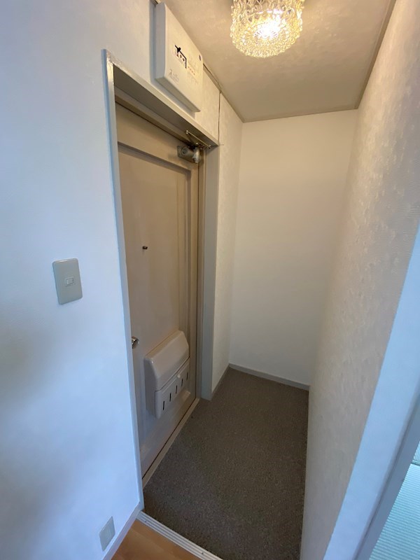 アサヒマンション 玄関