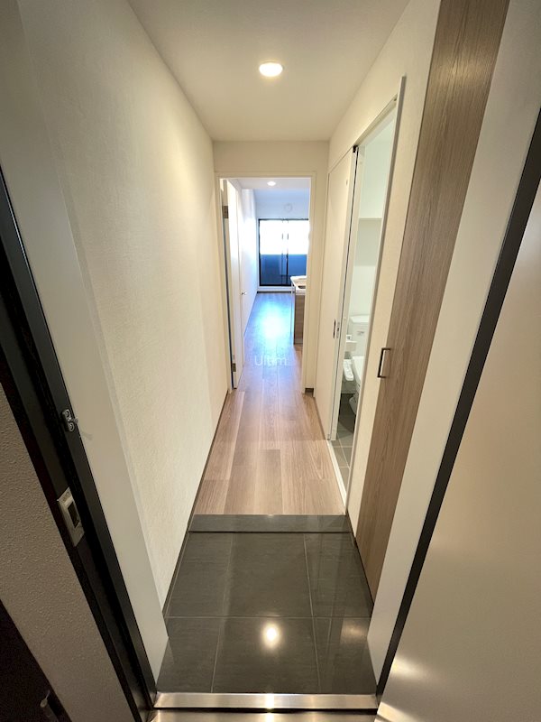THE GARNET SUITE RESIDENCE 清水五条EAST 玄関