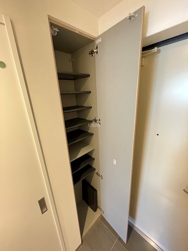 THE GARNET SUITE RESIDENCE 清水五条EAST 収納