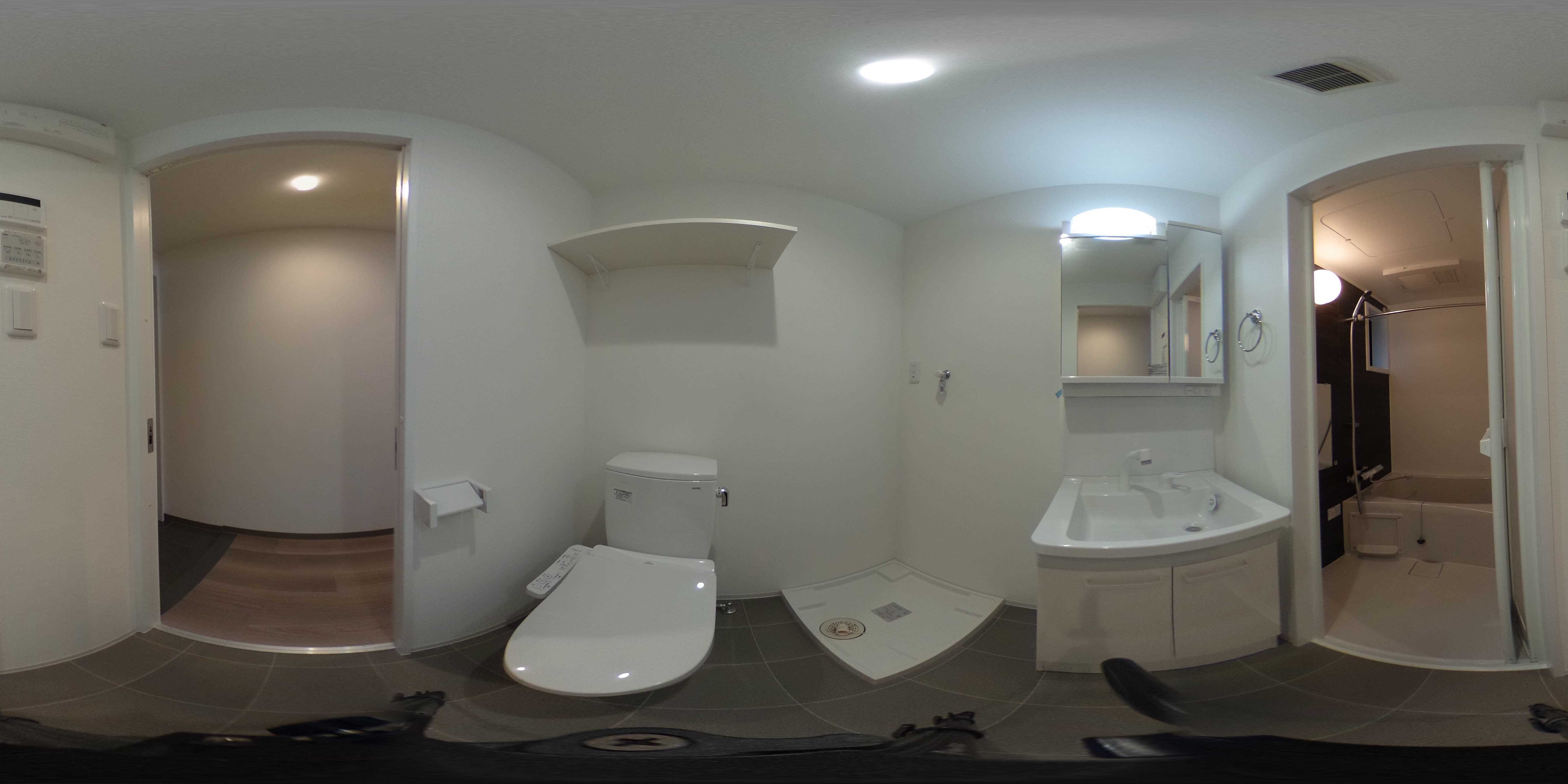 THE GARNET SUITE RESIDENCE 清水五条EAST トイレ