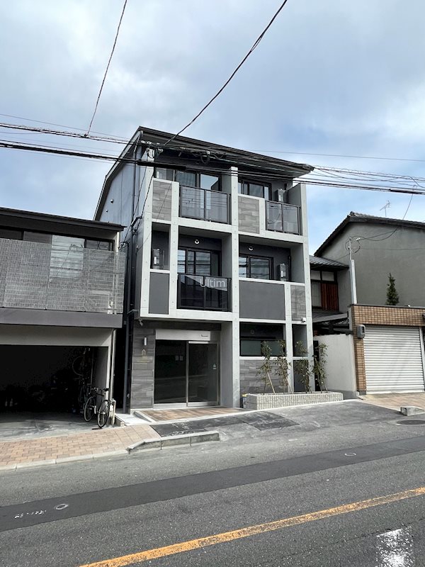 THE GARNET SUITE RESIDENCE 清水五条EAST 外観