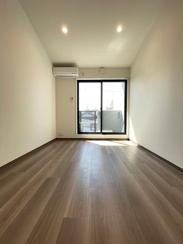 THE GARNET SUITE RESIDENCE 清水五条EAST リビング