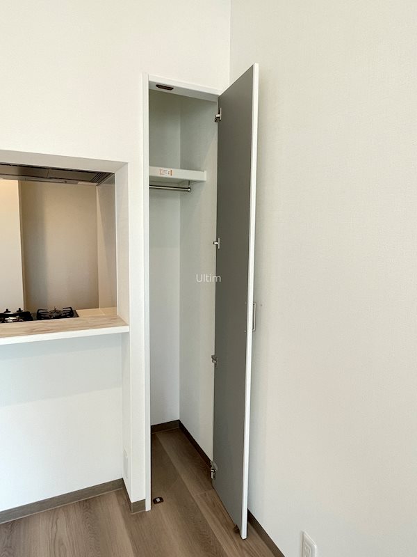 THE GARNET SUITE RESIDENCE 清水五条EAST 収納