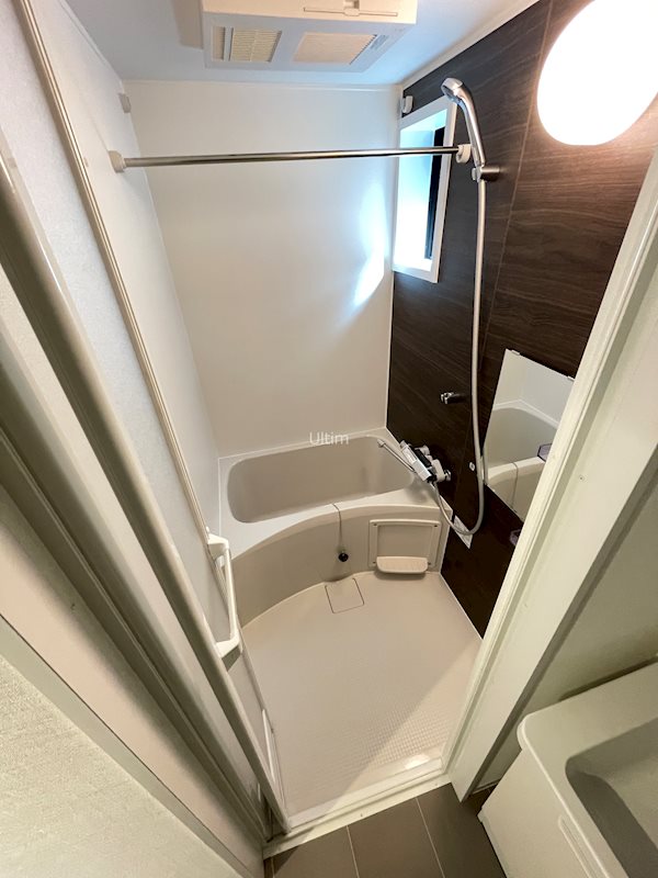 THE GARNET SUITE RESIDENCE 清水五条EAST 風呂画像
