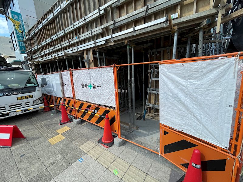 メゾンドクレール西大路 エントランス