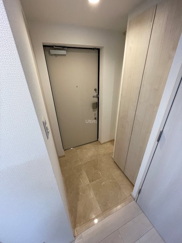 アドバンス京都デタンデュ 玄関