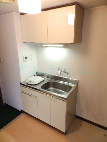 サンロイヤル五條大橋 キッチン