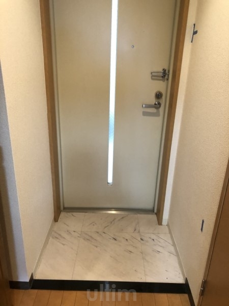アーバネックス室町 玄関