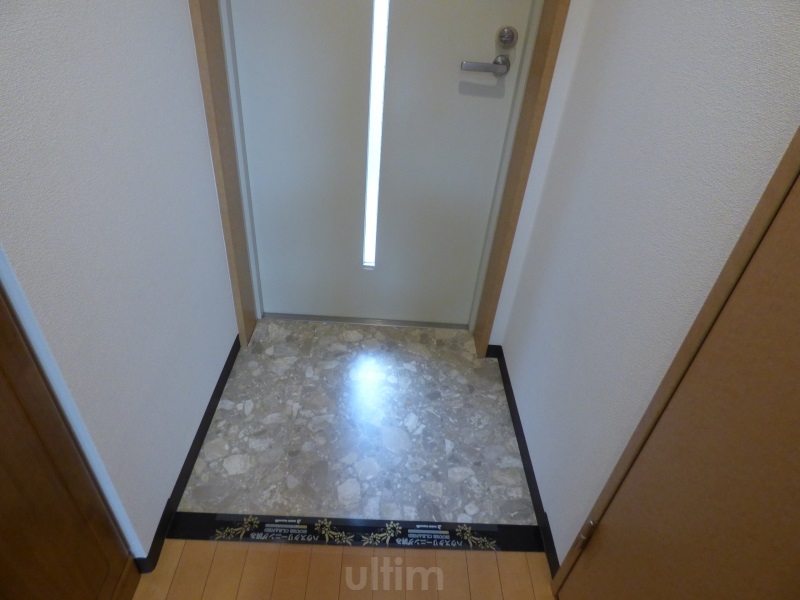 アーバネックス室町 玄関
