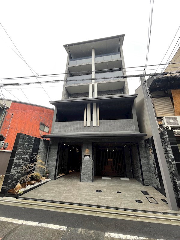フォレスト油小路四条 外観