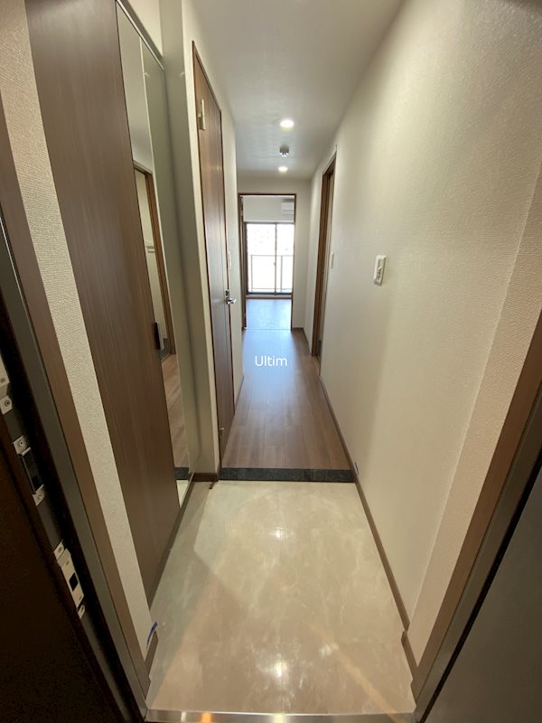 ベラジオ京都西院ウエストシティⅡ 玄関