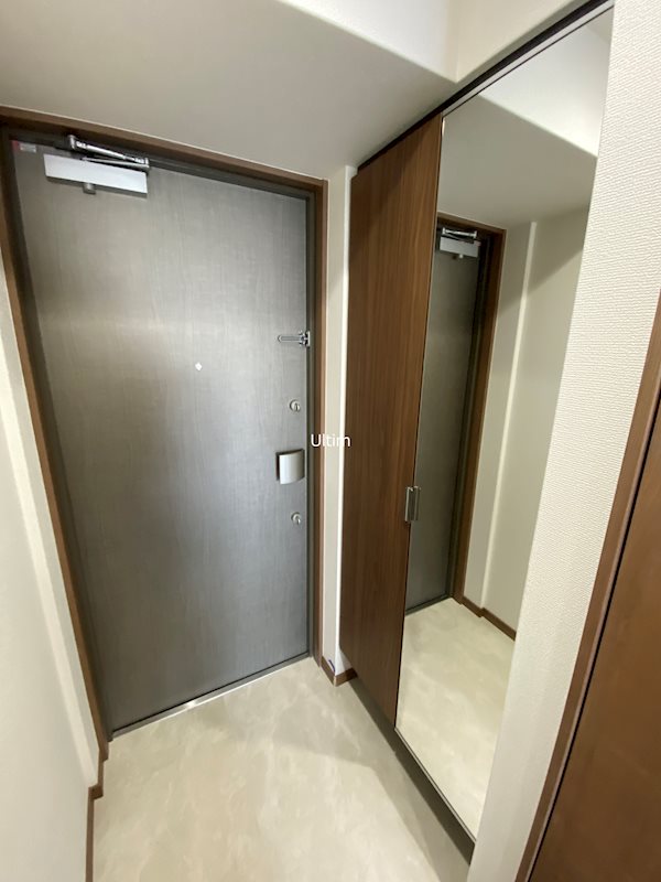 ベラジオ京都西院ウエストシティⅡ 玄関