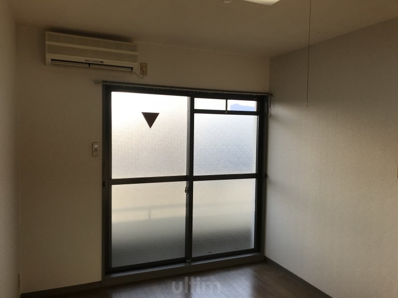 グレーシー西ノ京 リビング