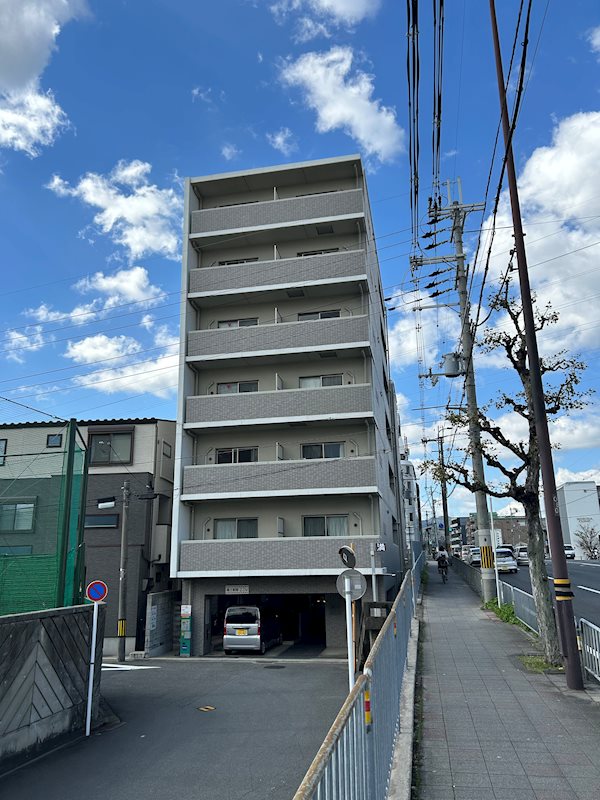 イクスピリオド五条 外観