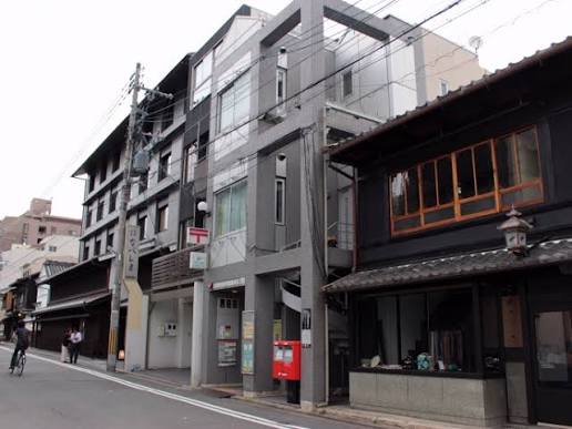 アマデウス西洞院 郵便局