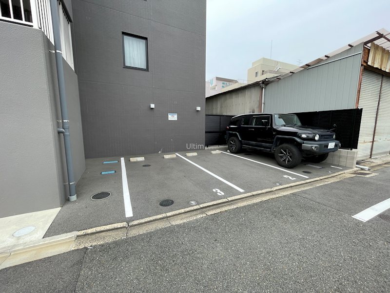 アスヴェル京都四条西院 駐車場