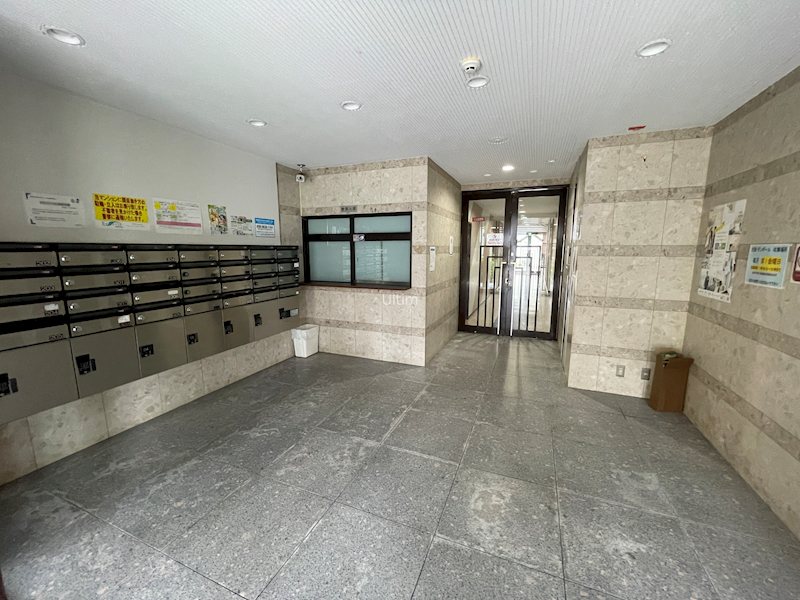 アクシス葛野 エントランス