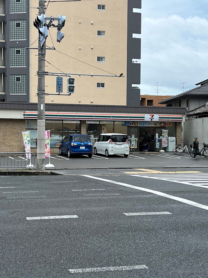 アルビオン コンビニ