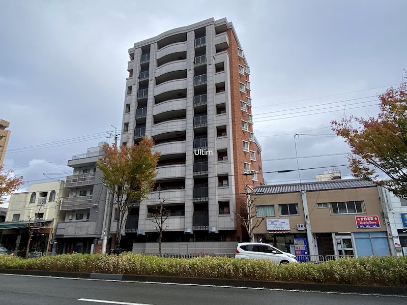 パインフィールド七条 外観