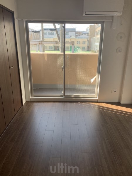 アクアプレイス京都三条朱雀 リビング