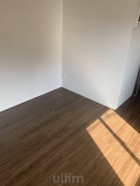 アクアプレイス京都三条朱雀 リビング