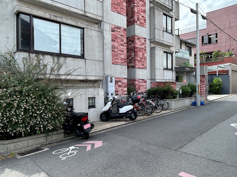 ヴィラエトワール西院 外観