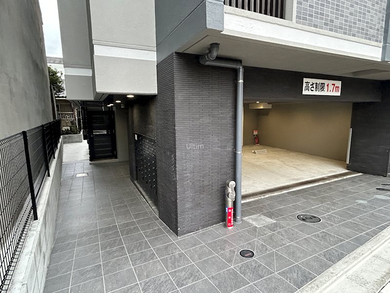 エクスフォート京都聚楽町 エントランス