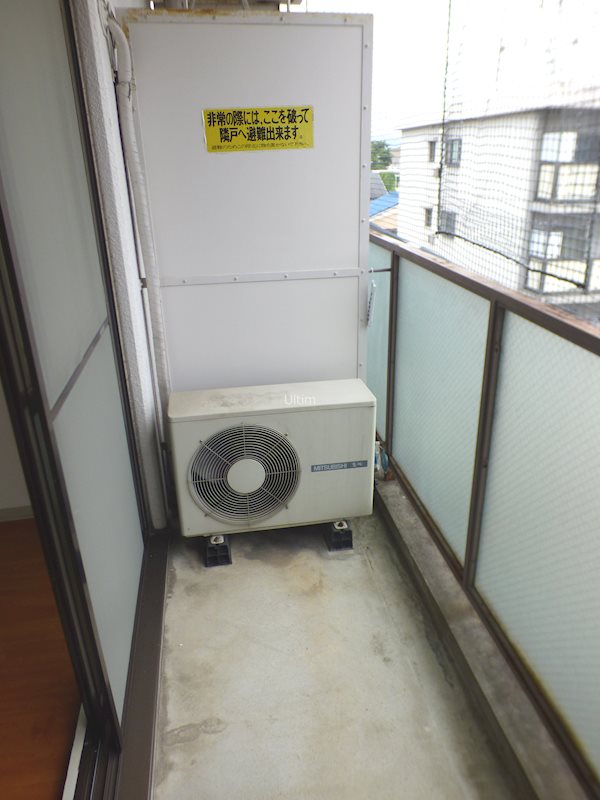 フレーヴァー深草Ⅱ ベランダ