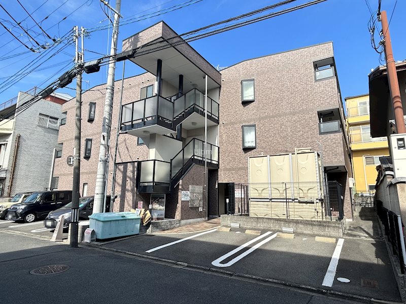 ジェルメ行伊 外観